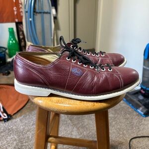 Vintage Linds “maroon” bowling shoes 00s size 12